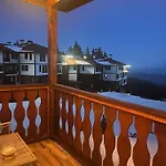Grand Luxury Hotel 4*