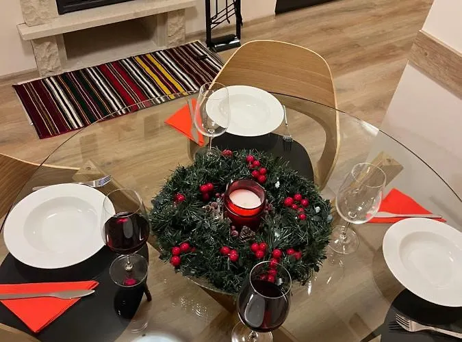 Grand Luxury Hotel 4*