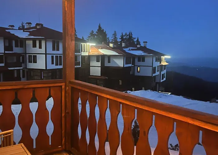 Grand Luxury Hotel 4*